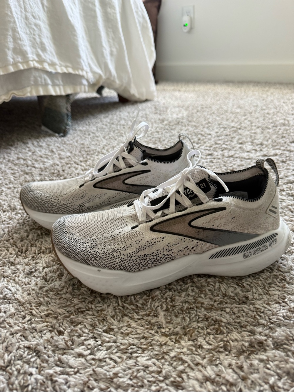 Brooks Glycerin StealthFit GTS 21